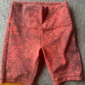 Lululemon Wondertrain biker shorts
